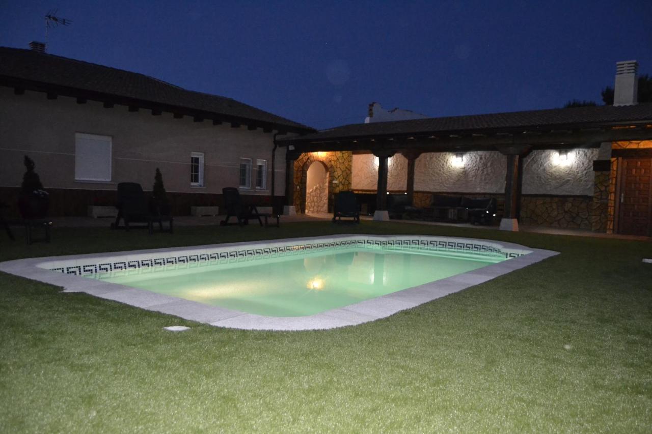 El Capricho De Los Carrascos Juarros de Voltoya Exterior photo